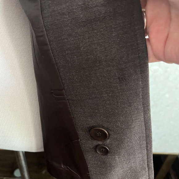 Brown Jacket by OSCAR DE LA RENTA - Picture 6 of 8